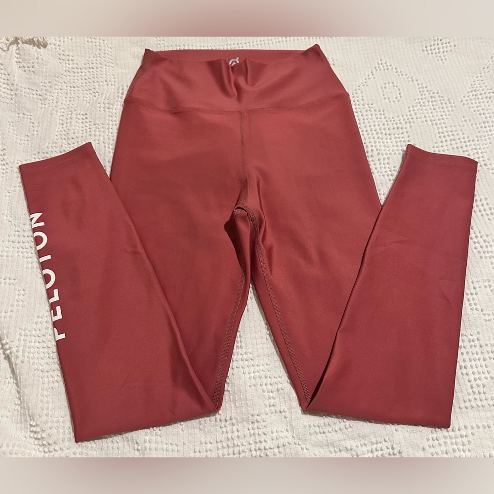 Peloton Solid Flex Legging Red Large - image 3
